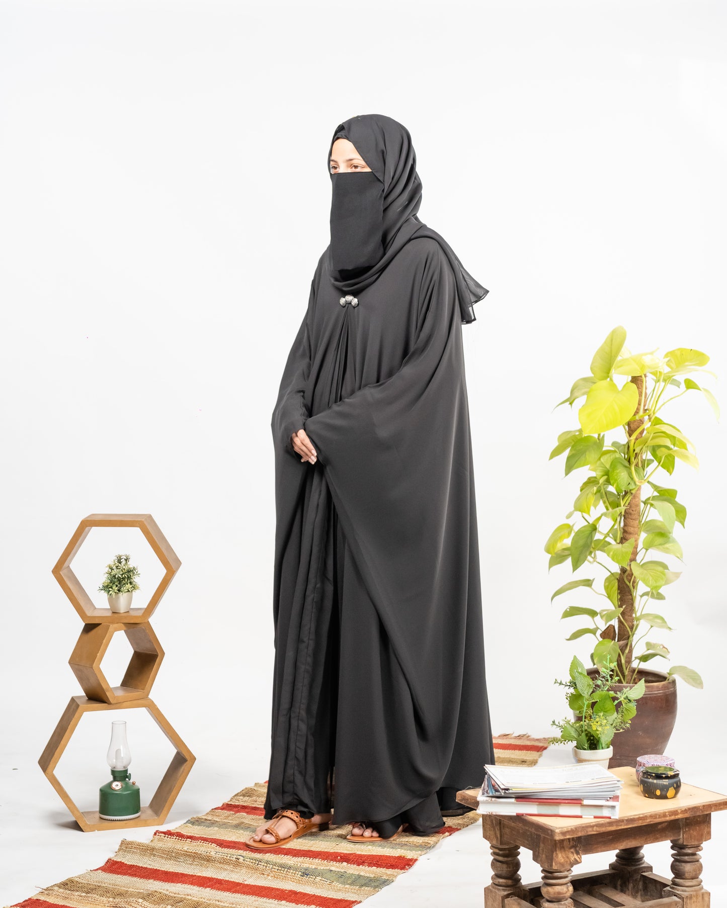 Areeba || Mid-Night Black Abaya || Manjan Fabric