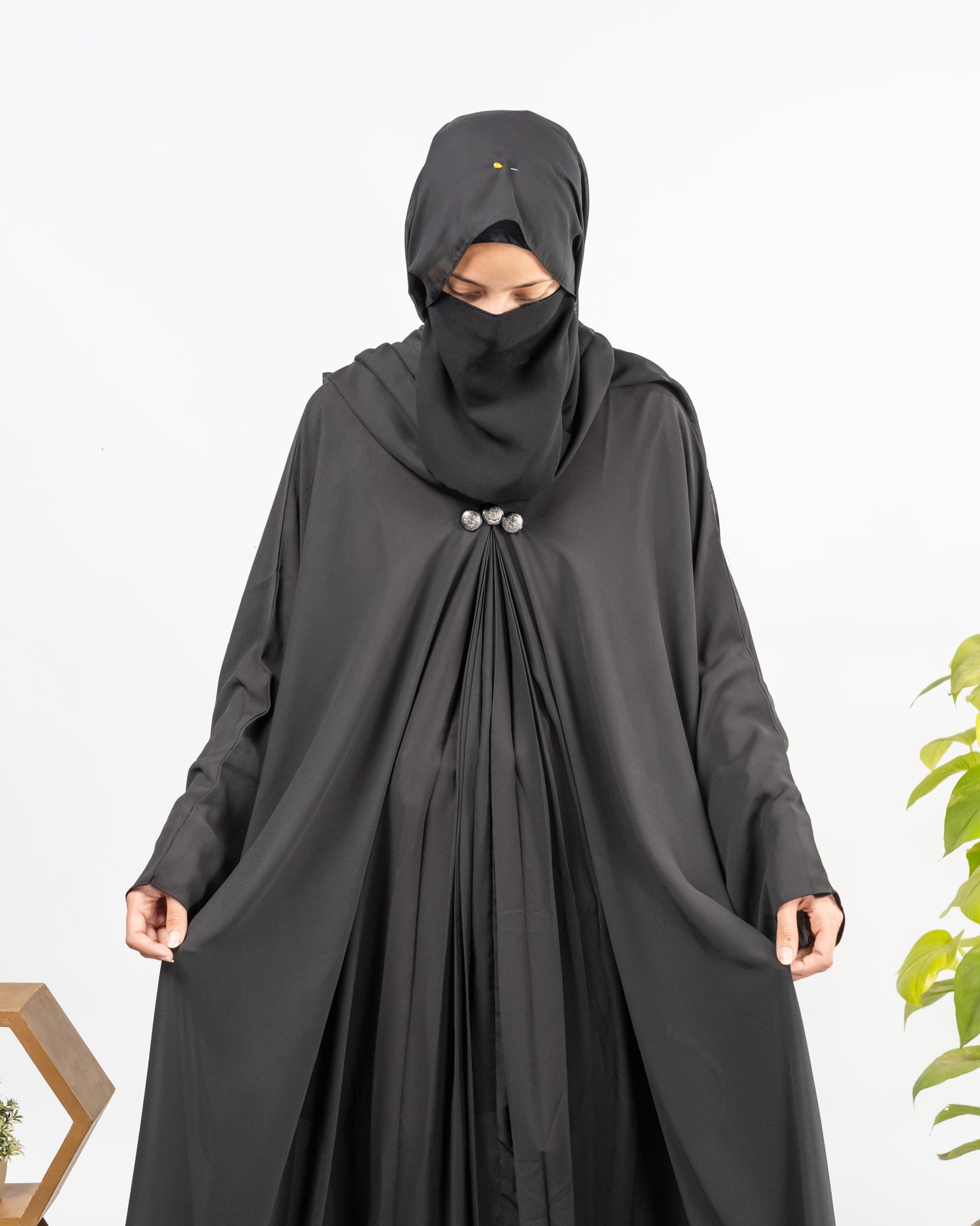 Areeba || Mid-Night Black Abaya || Manjan Fabric