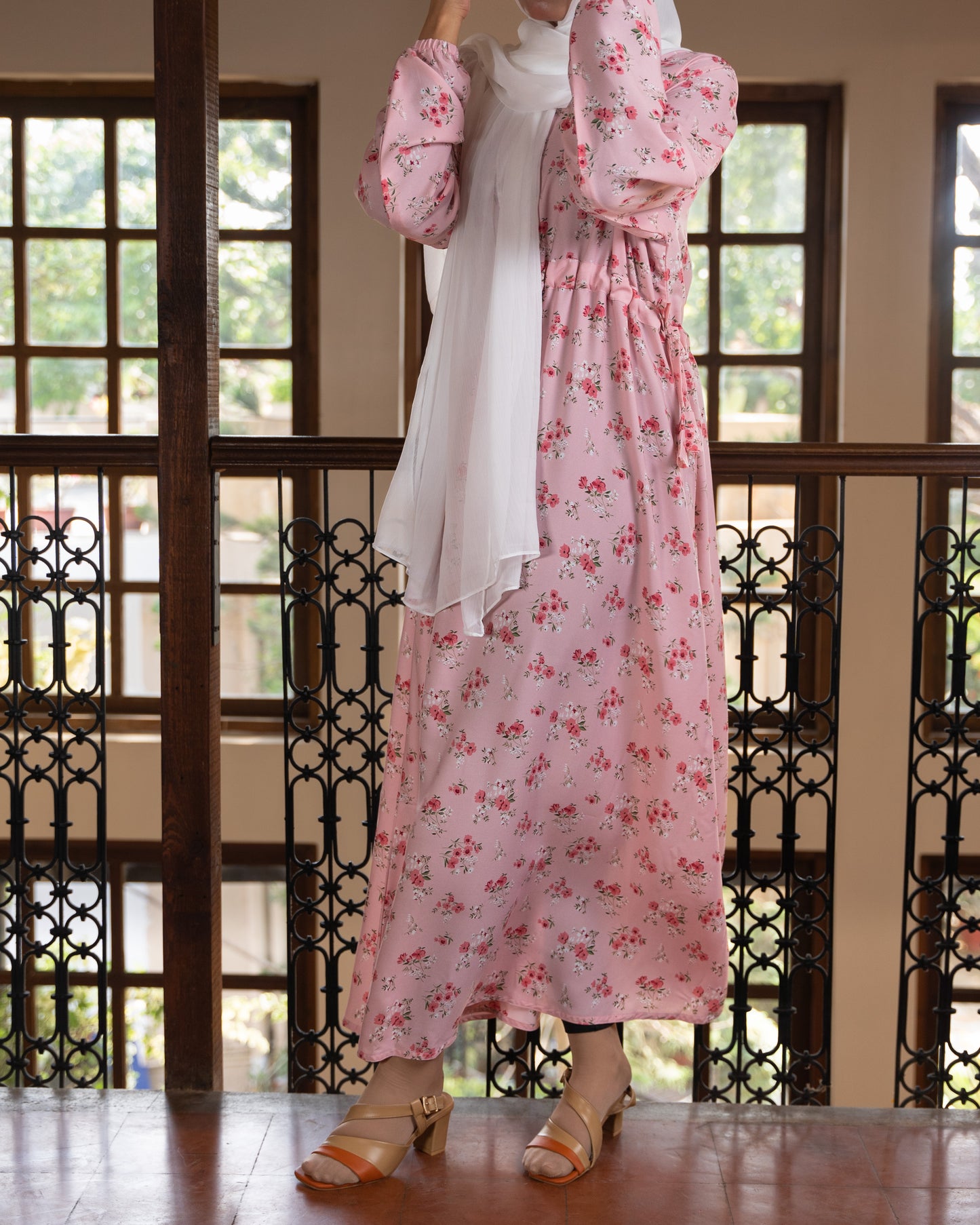 Amna || Floral Design Abaya || Georgette Fabric