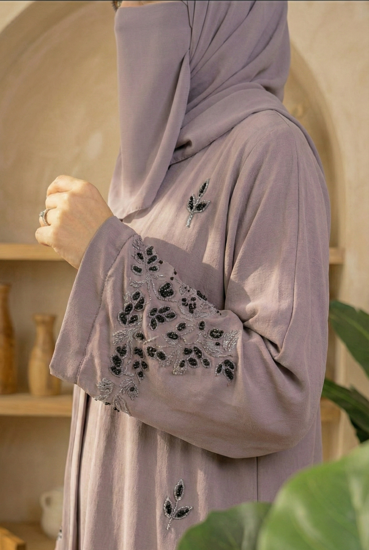 Hooria || Dusty Lavender Abaya || Lustrous Nida Fabric