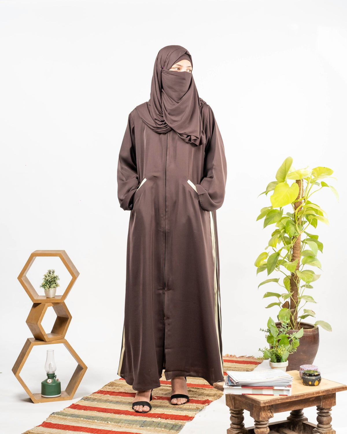 Bisma || Brown Hoodie Abaya || Double Georgette Fabric