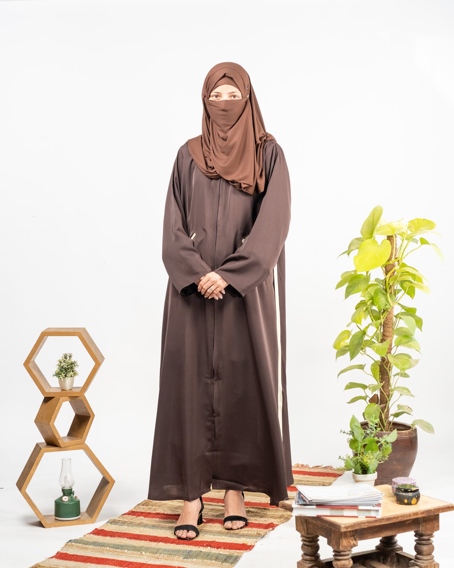 Bisma || Brown Hoodie Abaya || Double Georgette Fabric