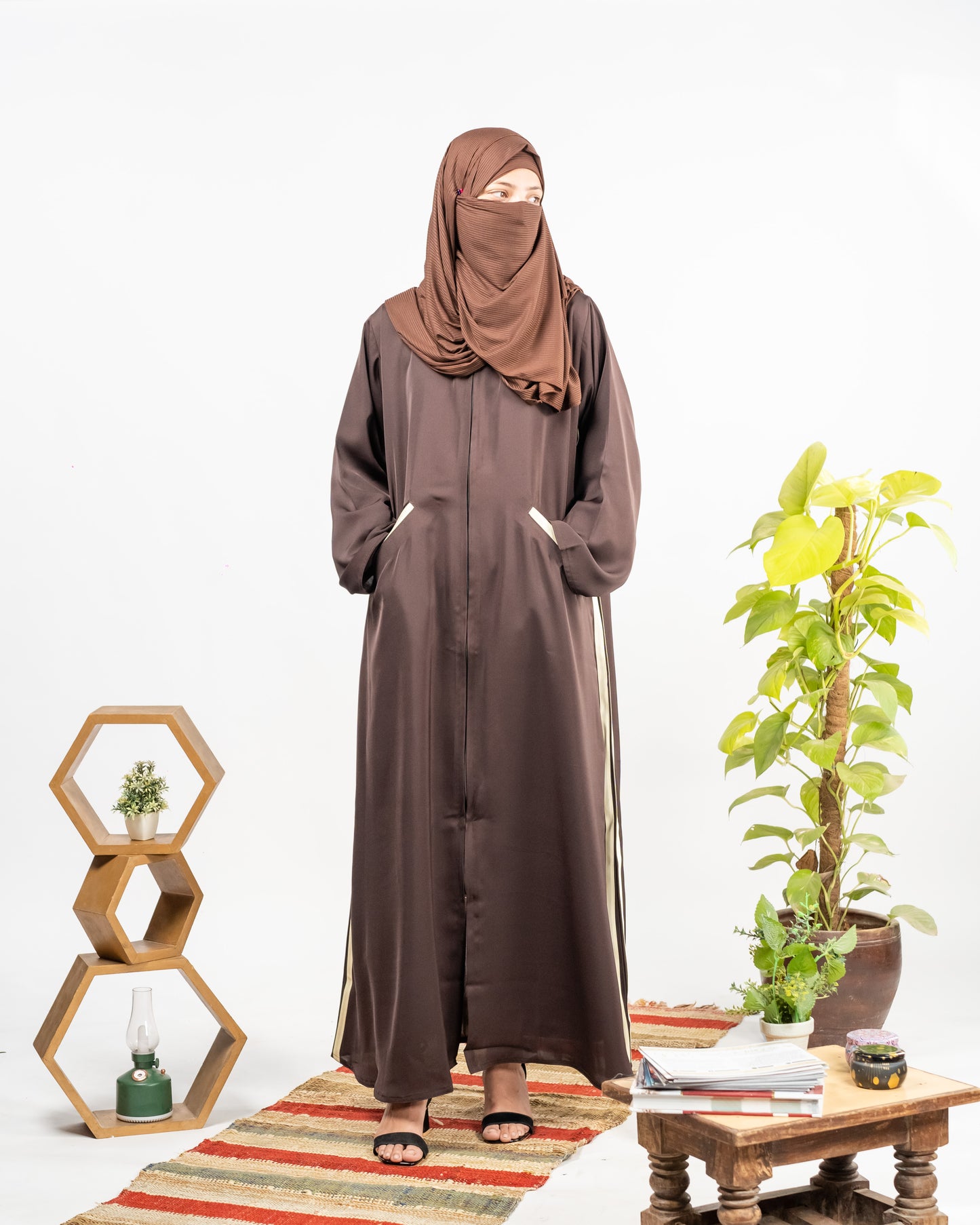 Bisma || Brown Hoodie Abaya || Double Georgette Fabric
