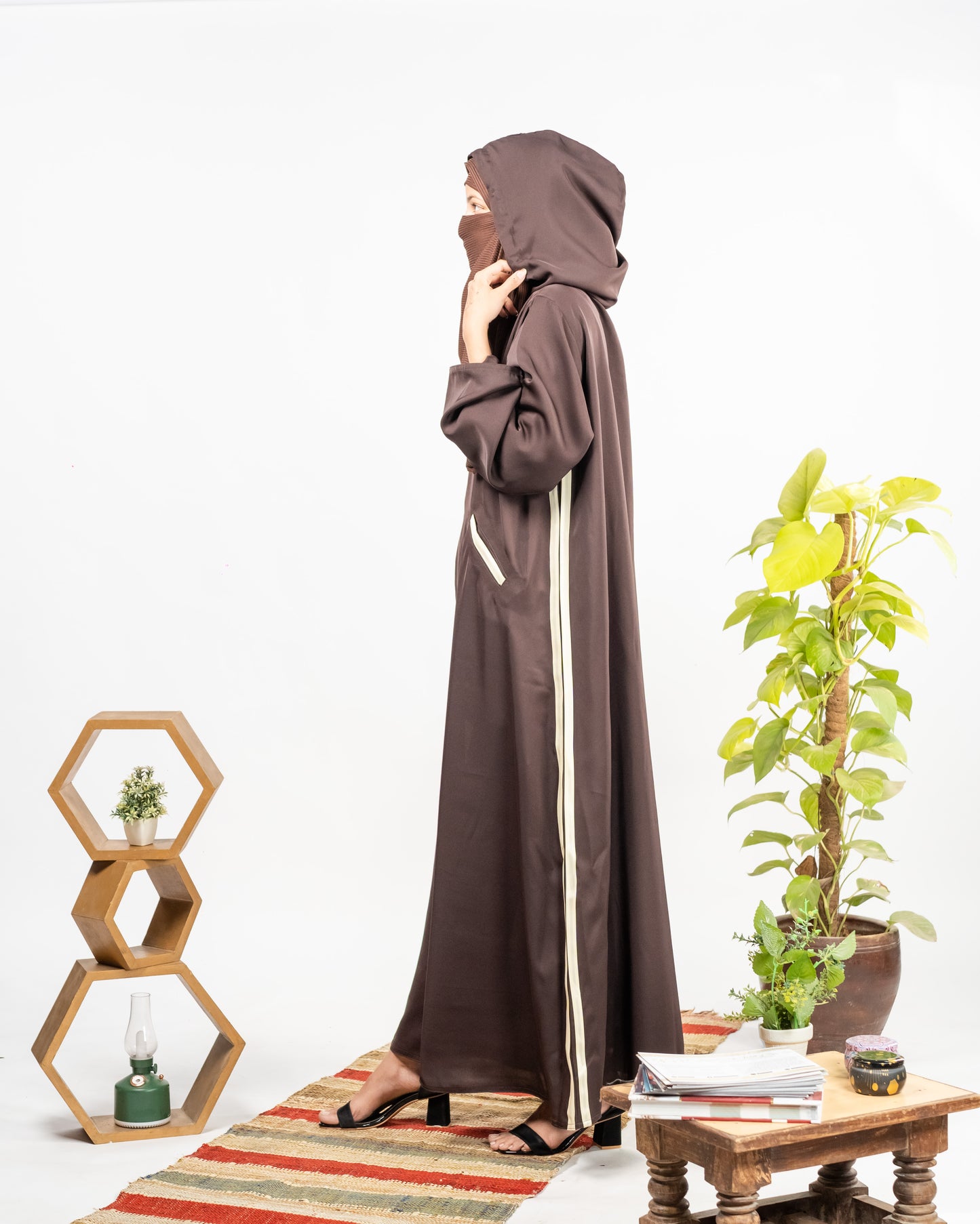 Bisma || Brown Hoodie Abaya || Double Georgette Fabric