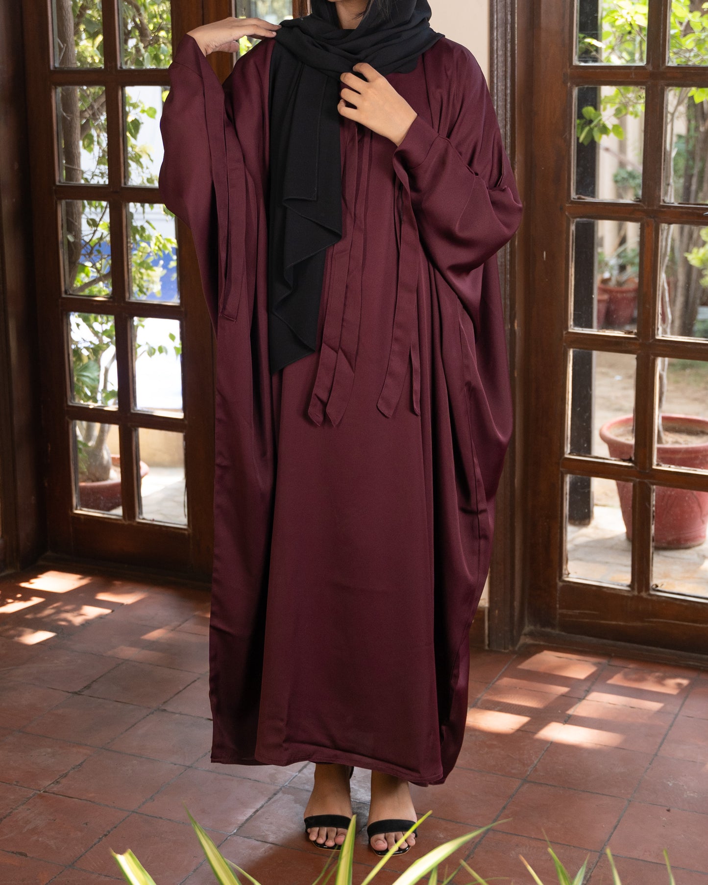 Iqra || Laces Design Abaya || Nida Fabric