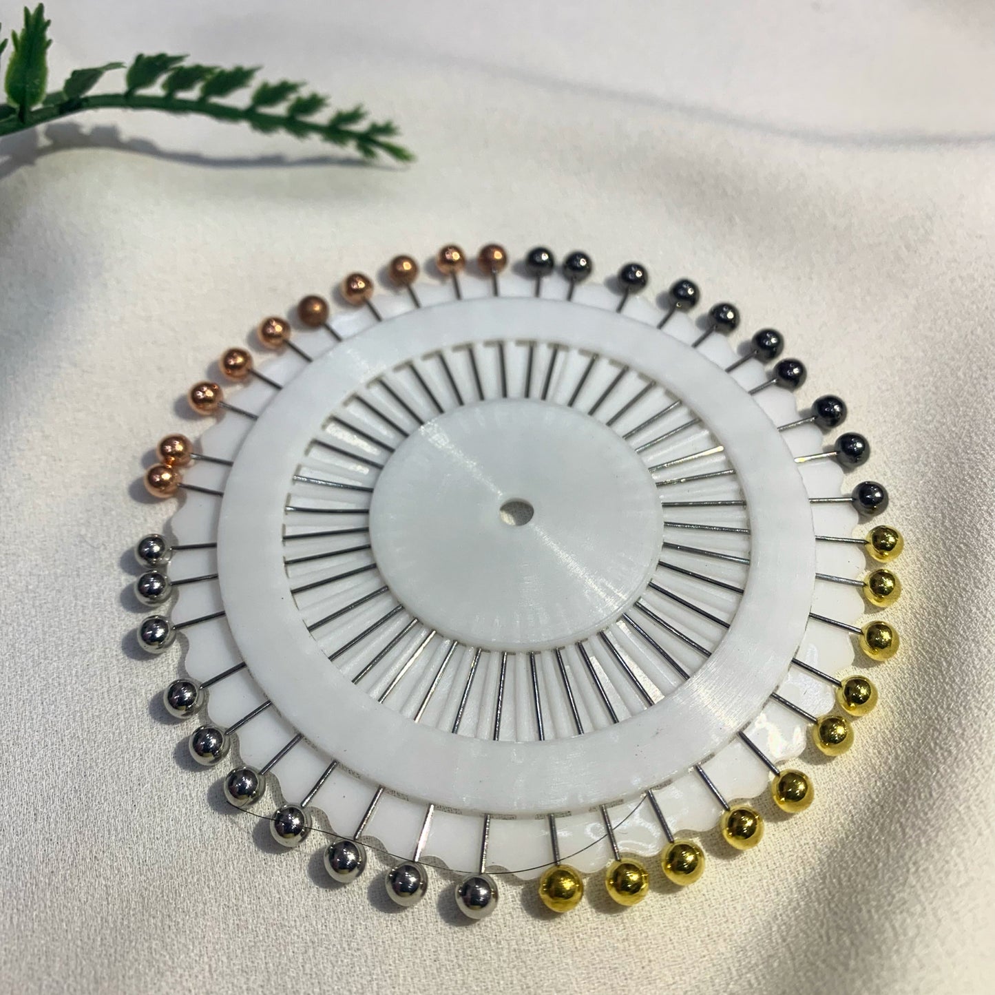 Metal Small Pins Wheel || Multi