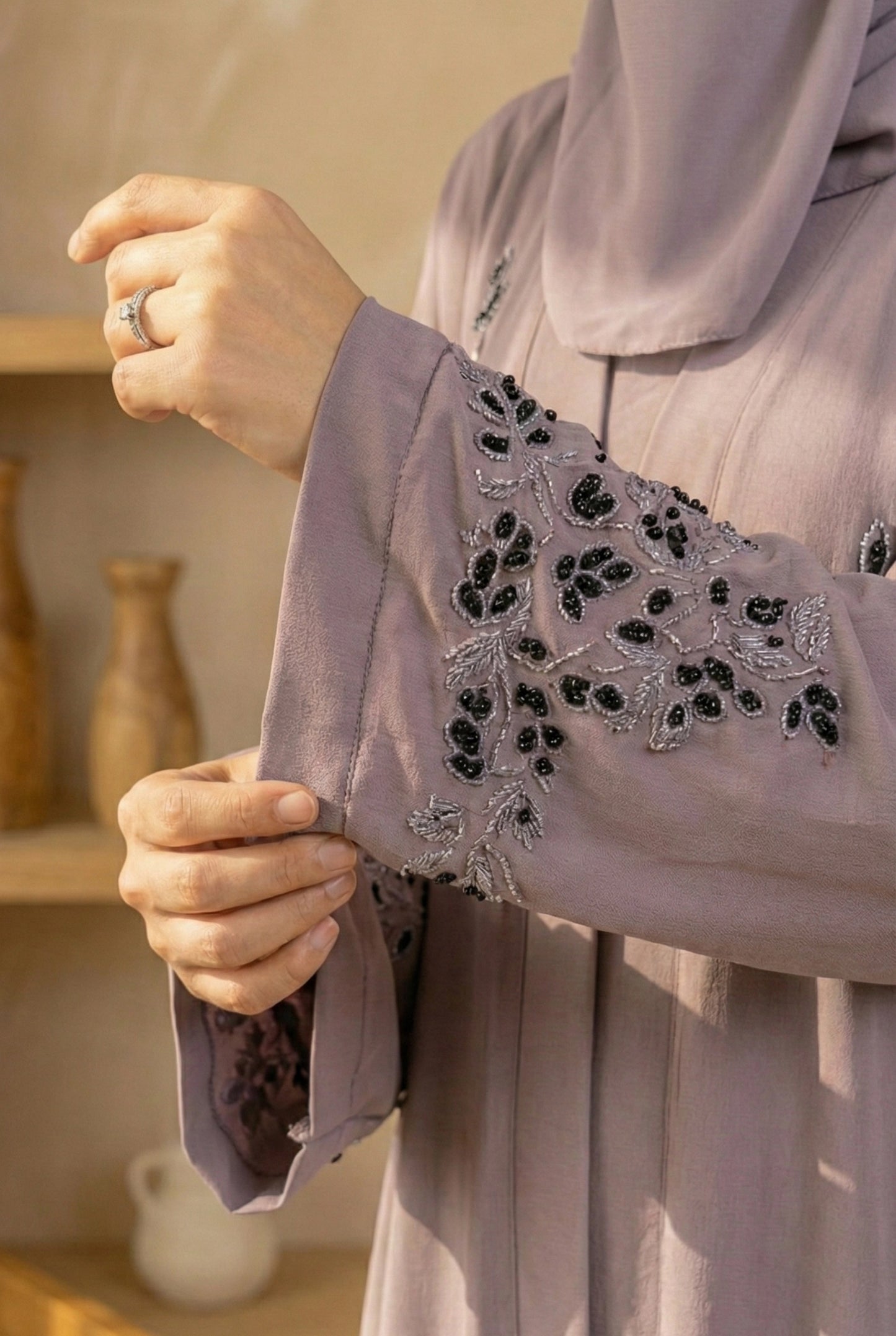 Hooria || Dusty Lavender Abaya || Lustrous Nida Fabric